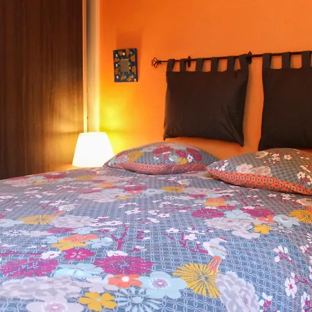 Apartment Quiet 86m With Balconies & Parking