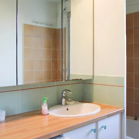 Quiet 86m With Balconies & Parking Apartmán *