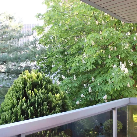 Quiet 86m With Balconies & Parking Apartment Paris